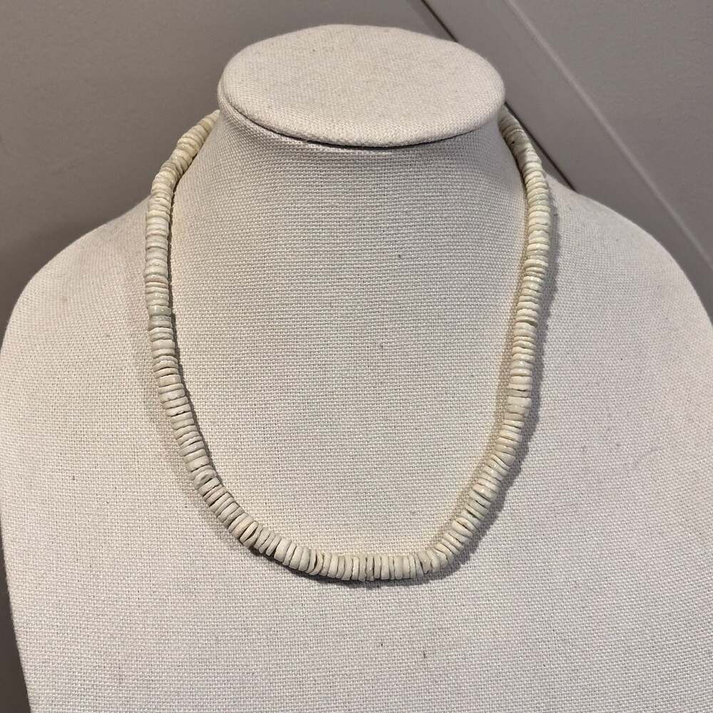 Vintage White Heishi Shell Choker Necklace Surfer
